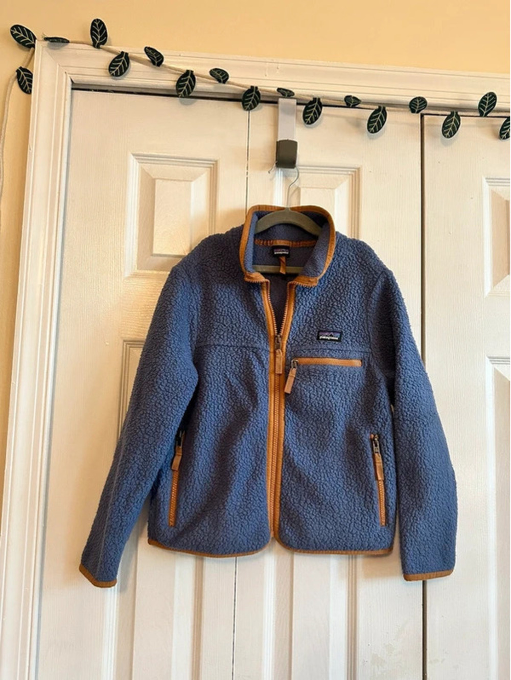 Patagonia fleece jacket, size 6/7